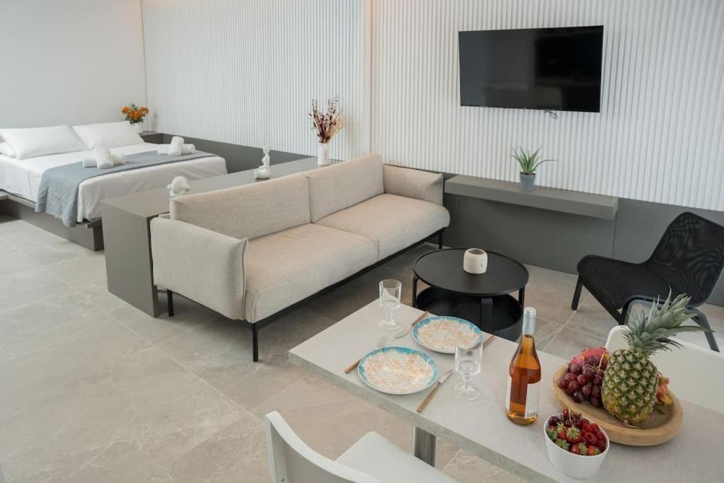 הרקליון Minoas Suite The Sense Of Luxury מראה חיצוני תמונה